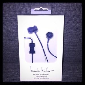 BNIB Blue Nicole Miller Round Interlock Headphones